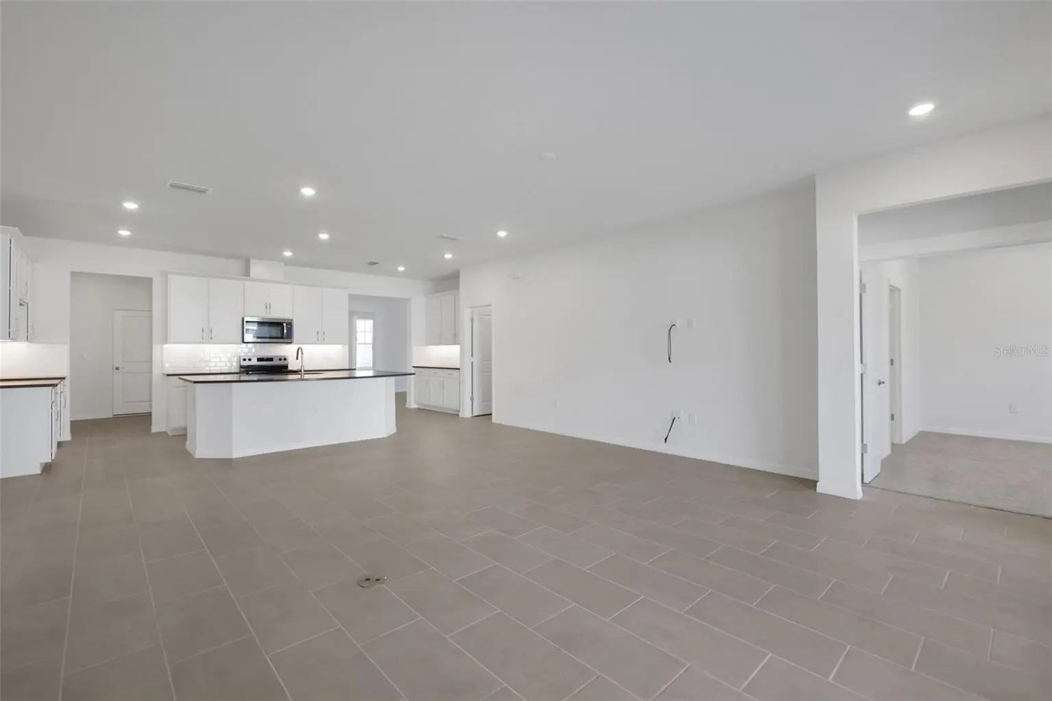 17429 VALLEYWOOD PARKWAY, LAND O LAKES, FL, photo 17 of 36