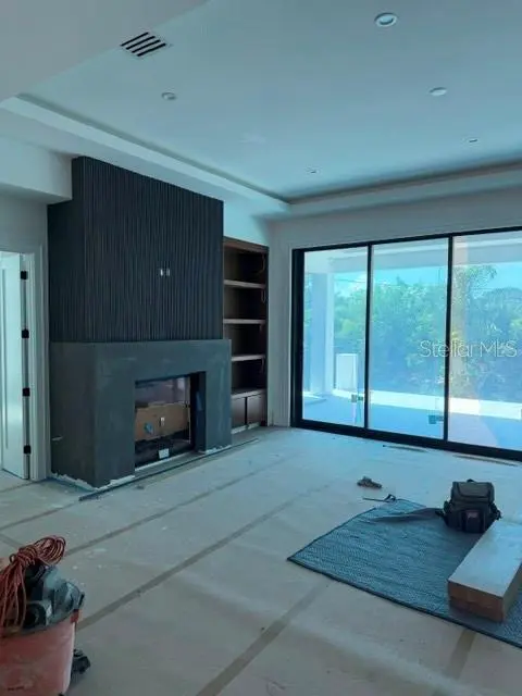 577 W DAVIS BOULEVARD, TAMPA, FL, photo 17 of 26