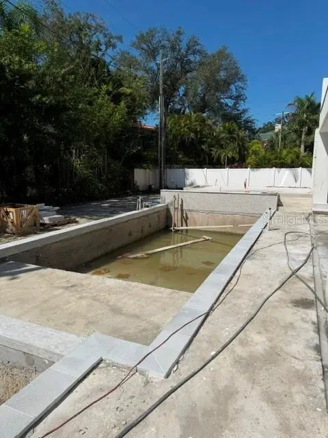 577 W DAVIS BOULEVARD, TAMPA, FL, photo 21 of 26