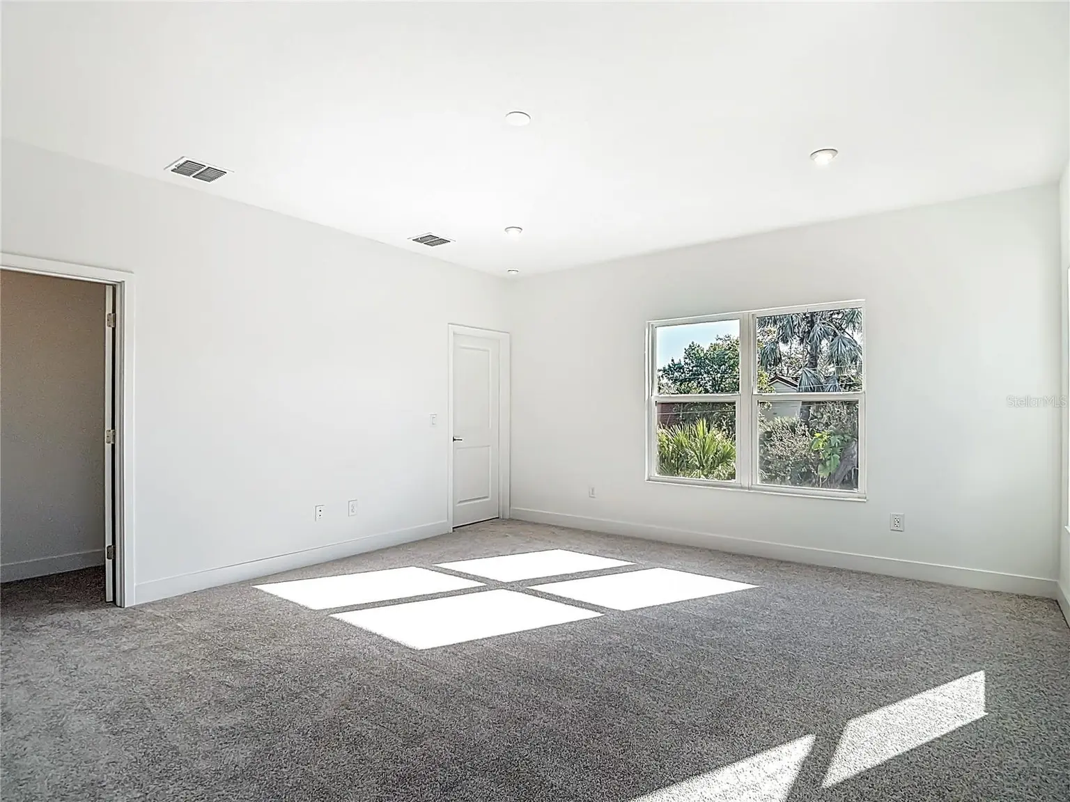 410 S WEST SHORE BOULEVARD, TAMPA, FL, photo 49 of 93