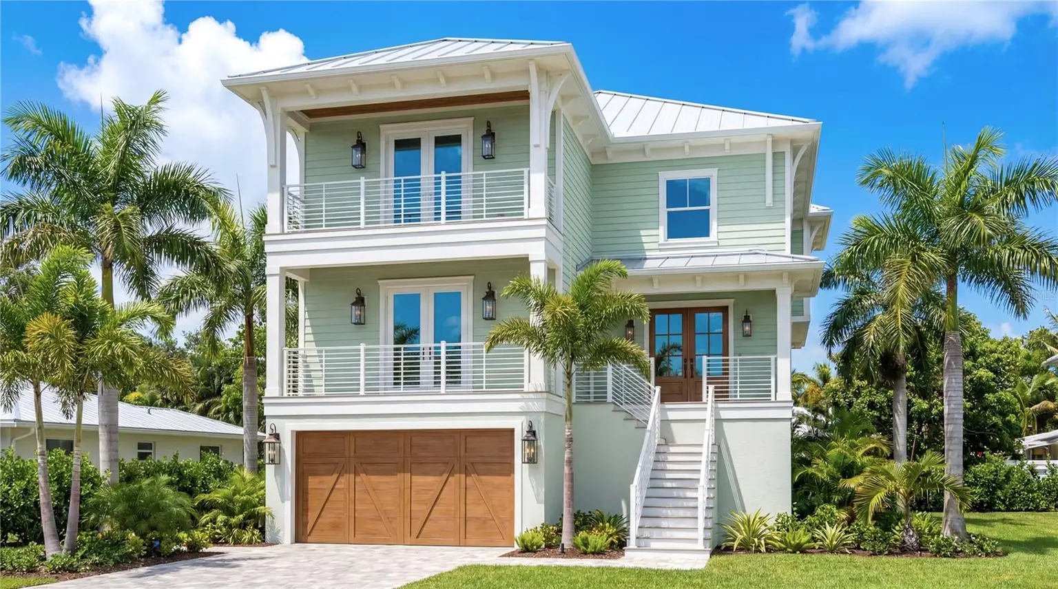 1821 BAYOU GRANDE BOULEVARD NE, ST PETERSBURG, FL