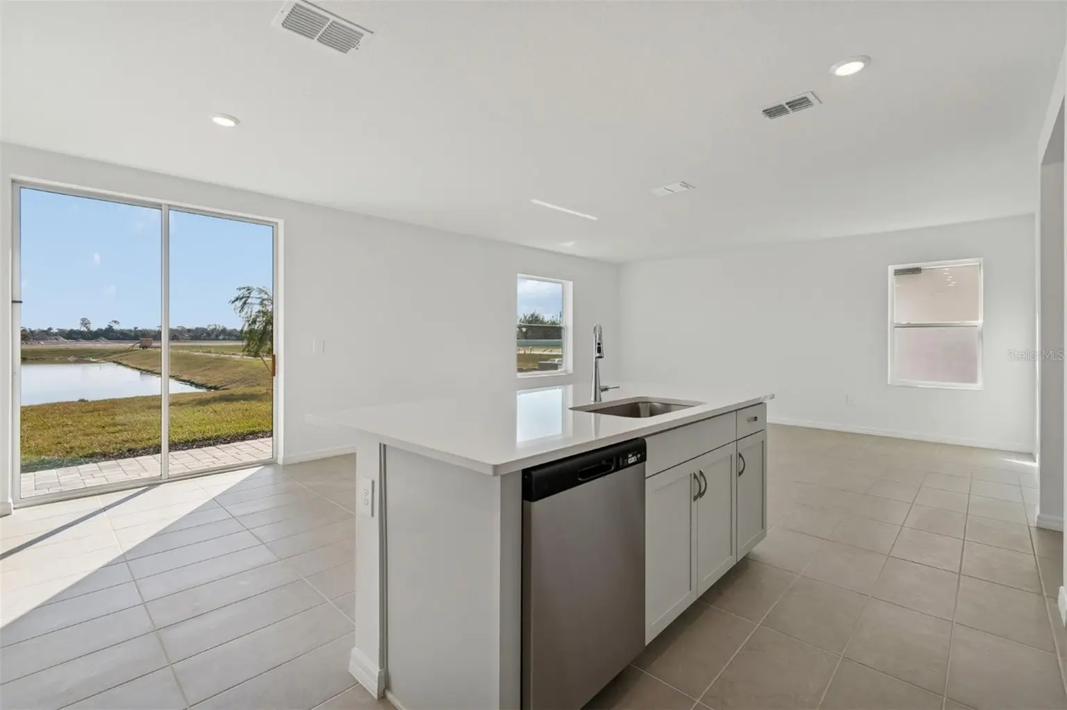 9018 OPTIMIST WAY, PALMETTO, FL, photo 13 of 31