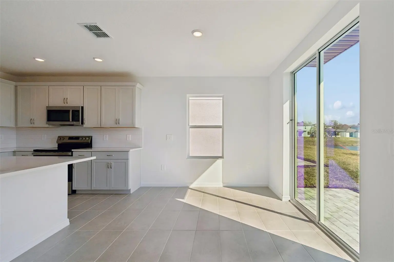 9018 OPTIMIST WAY, PALMETTO, FL, photo 14 of 31