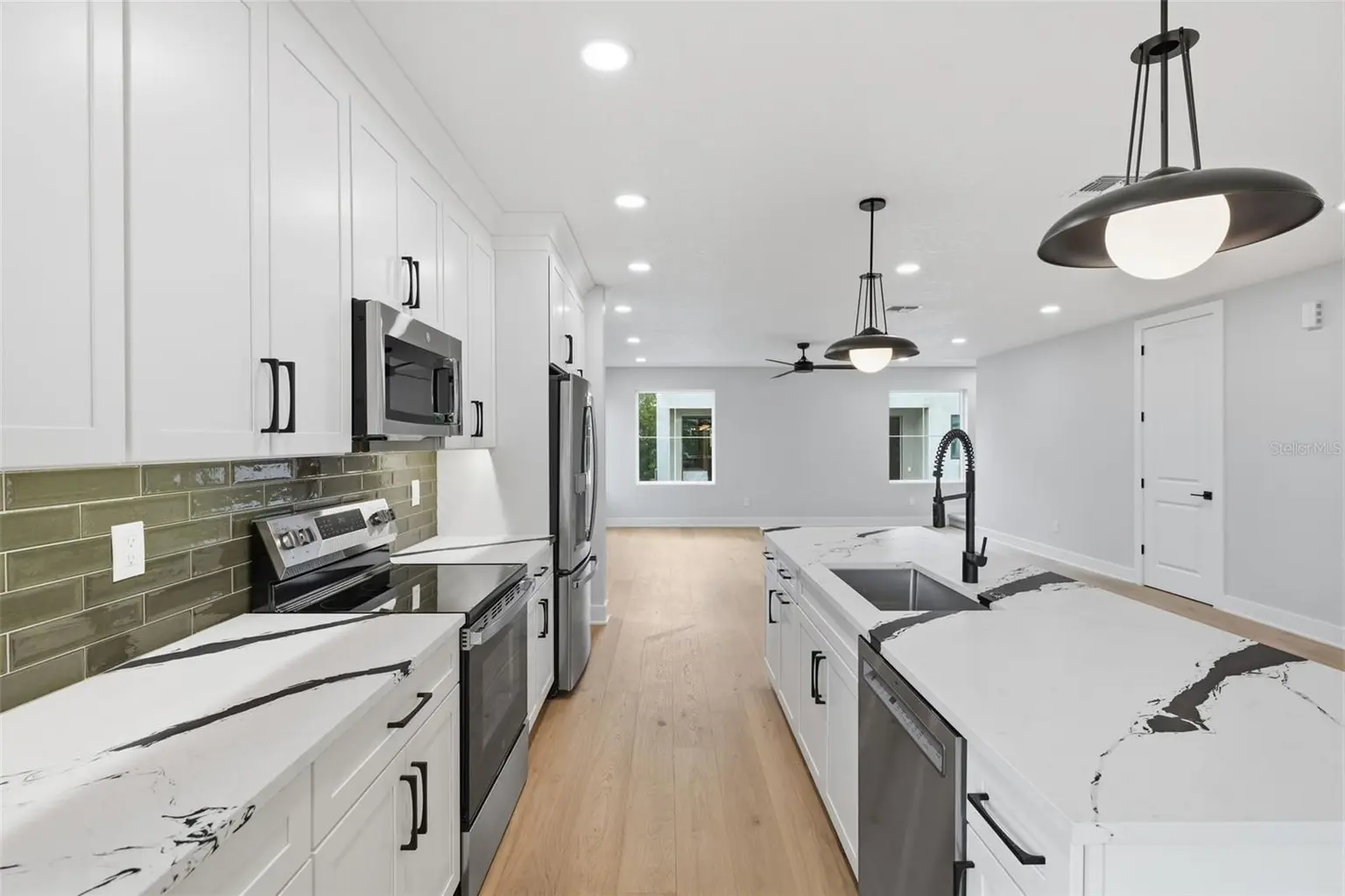 4208 W CARMEN STREET #D, TAMPA, FL, photo 11 of 37