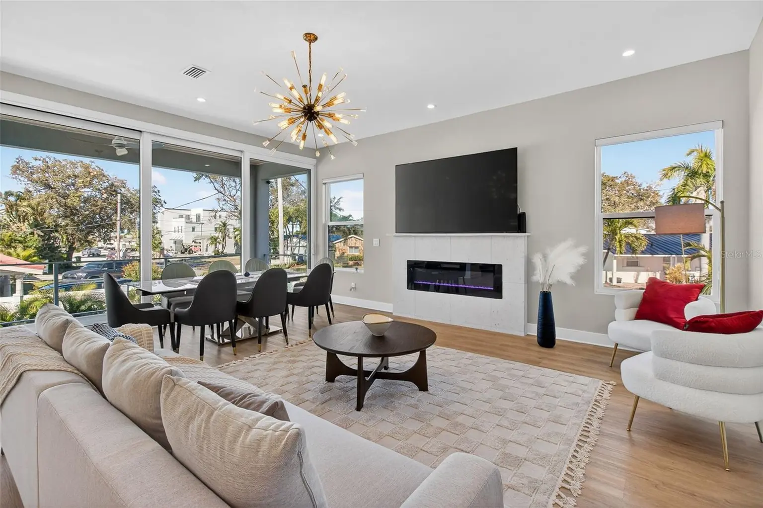 301 79TH STREET S, ST PETERSBURG, FL, photo 12 of 59
