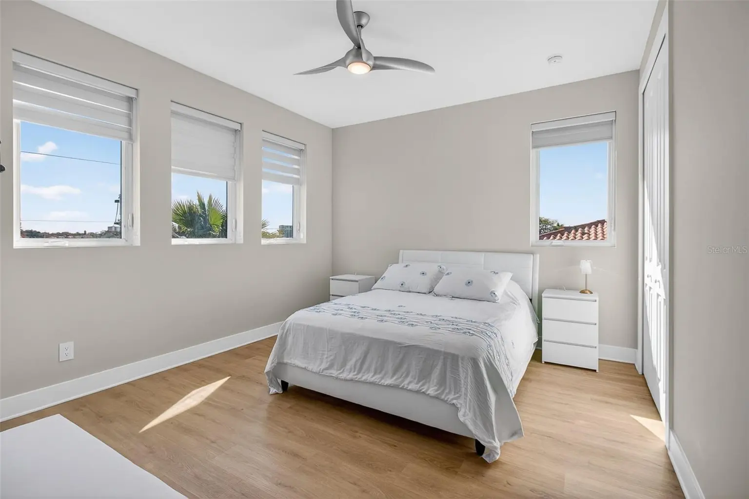 301 79TH STREET S, ST PETERSBURG, FL, photo 22 of 59