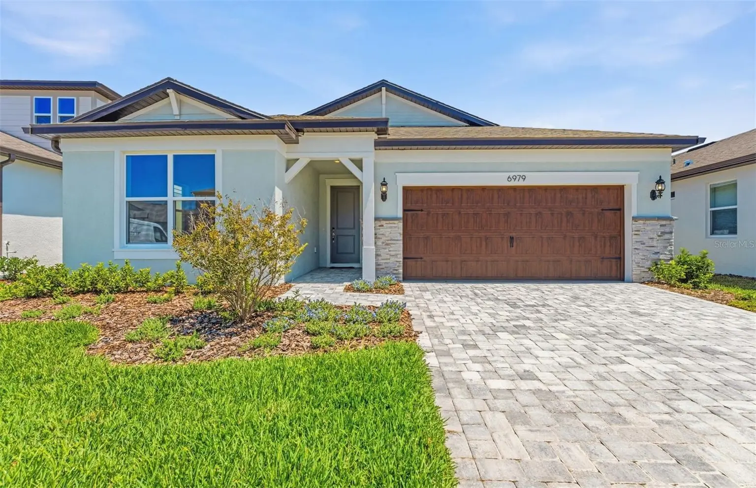 Vidas Way Legacy home, photo 4 of 8