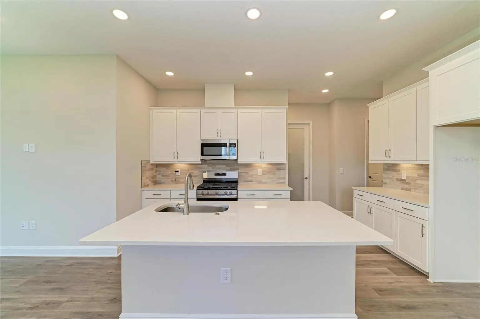 35509 STABLETON LANE, ZEPHYRHILLS, FL, photo 12 of 29