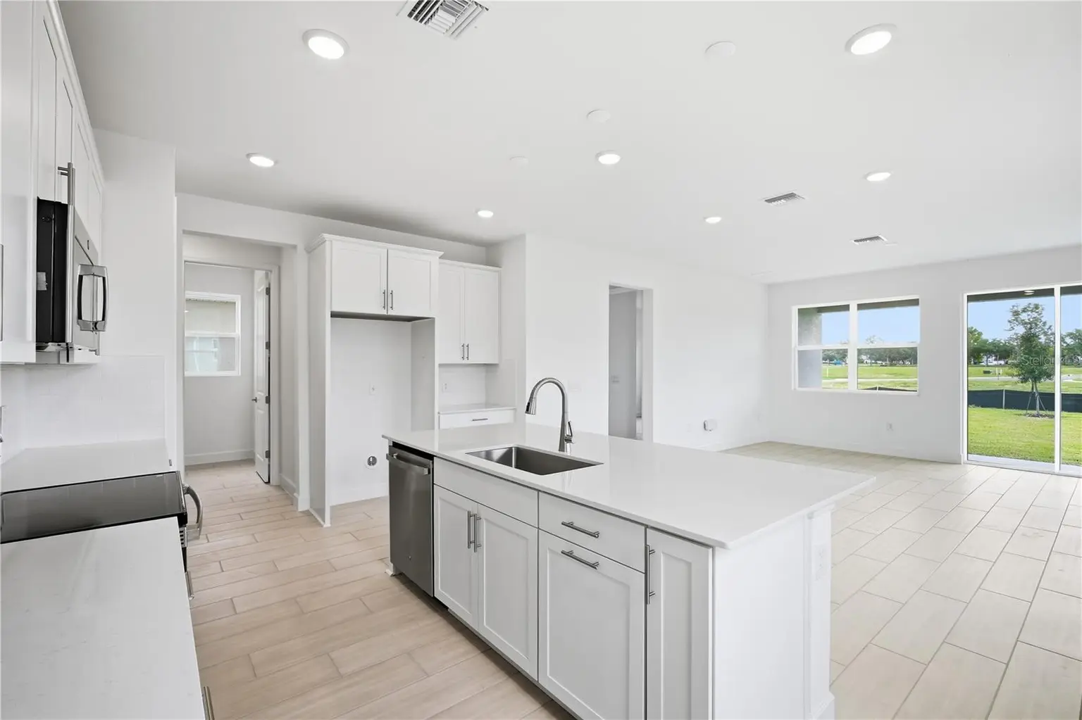 2322 ANDERS DRIVE, PARRISH, FL, photo 8 of 39