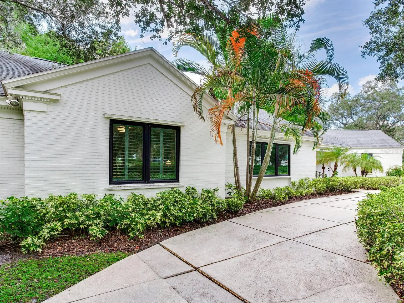 3401 S ALMERIA AVENUE, TAMPA, FL, photo 3 of 48