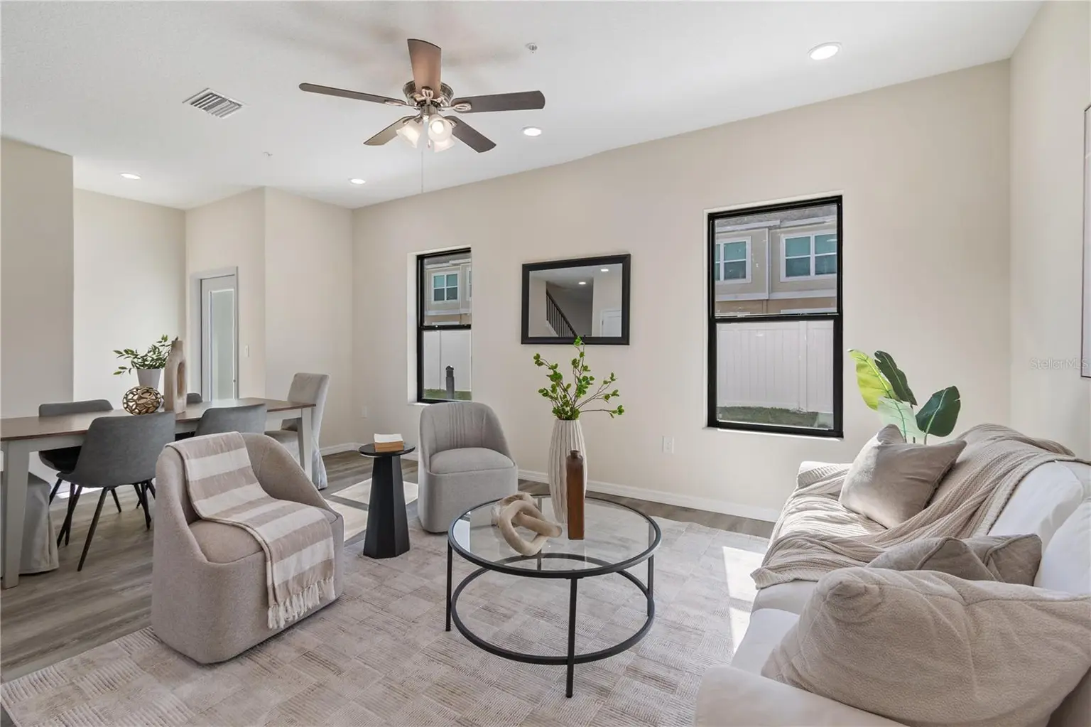 4348 CAMBIO GARDENS COURT, TAMPA, FL, photo 8 of 27