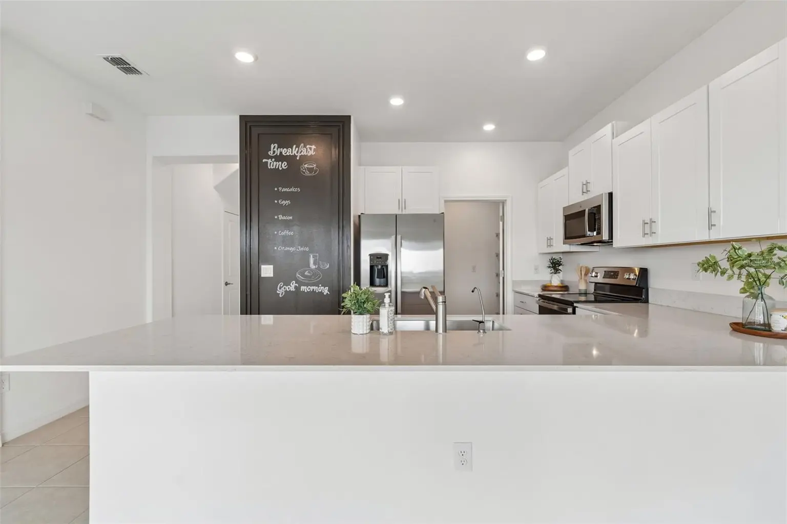 32076 POP ASH PLACE, SAN ANTONIO, FL, photo 6 of 61