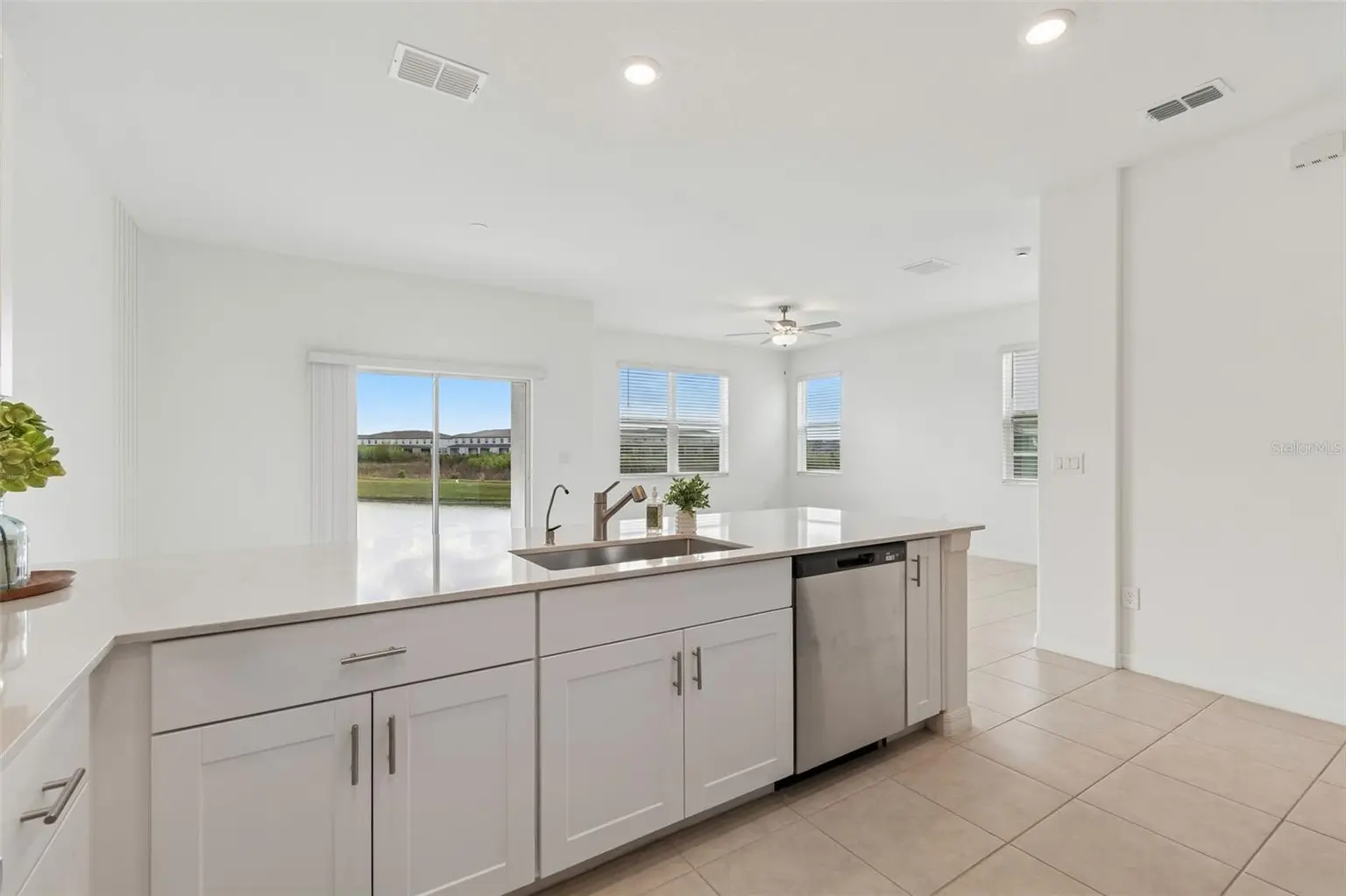 32076 POP ASH PLACE, SAN ANTONIO, FL, photo 8 of 61