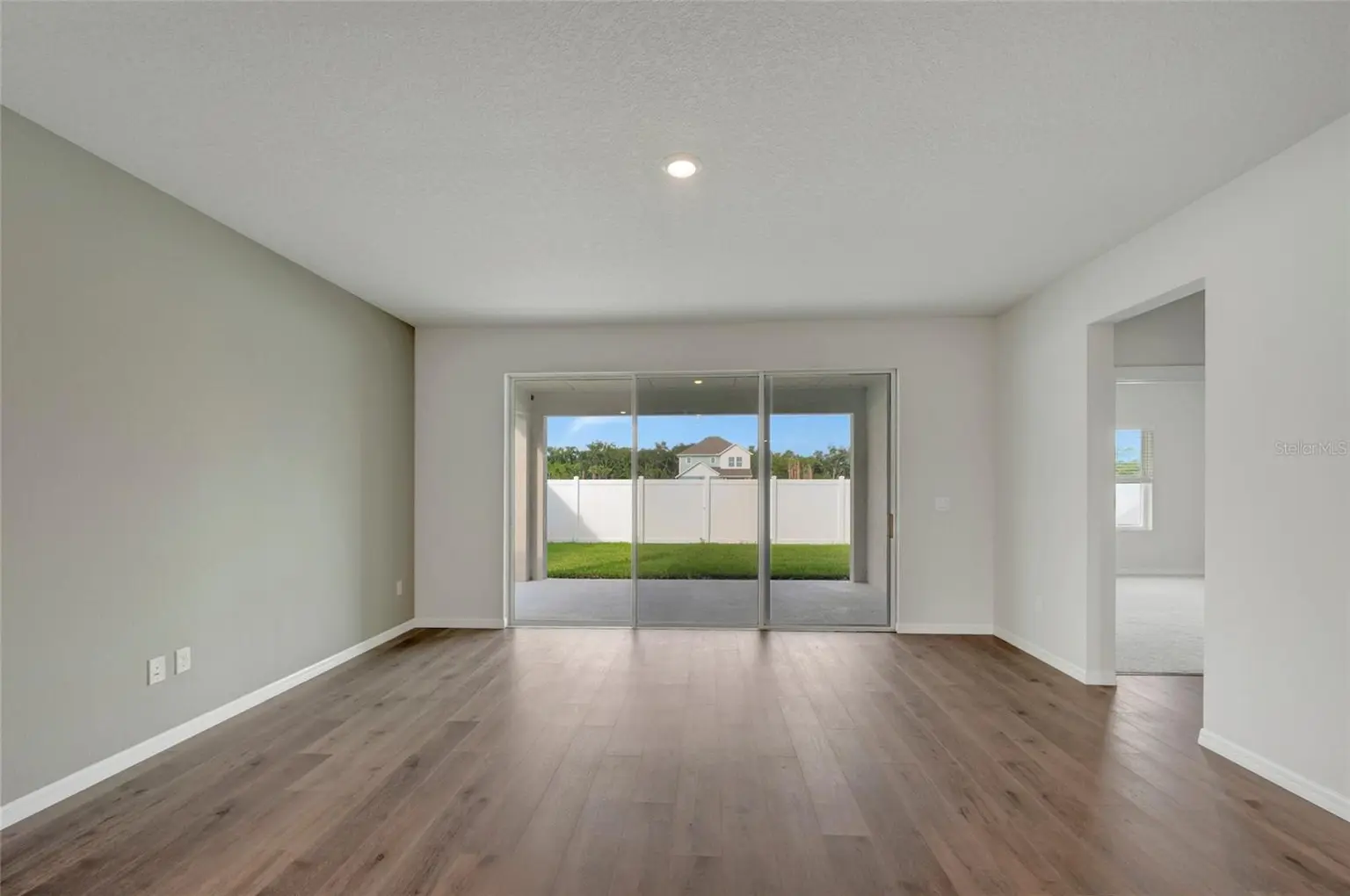 614 KINGSWOOD COURT, BRADENTON, FL, photo 6 of 24