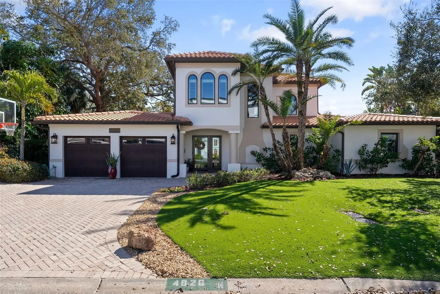 4926 W MELROSE AVENUE N, TAMPA, FL, photo 2 of 39
