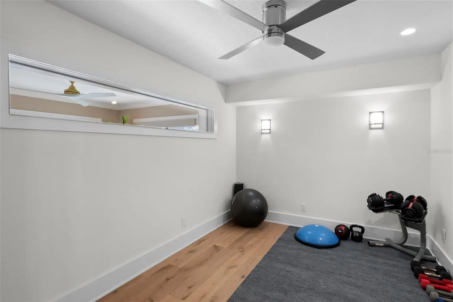4926 W MELROSE AVENUE N, TAMPA, FL, photo 13 of 39