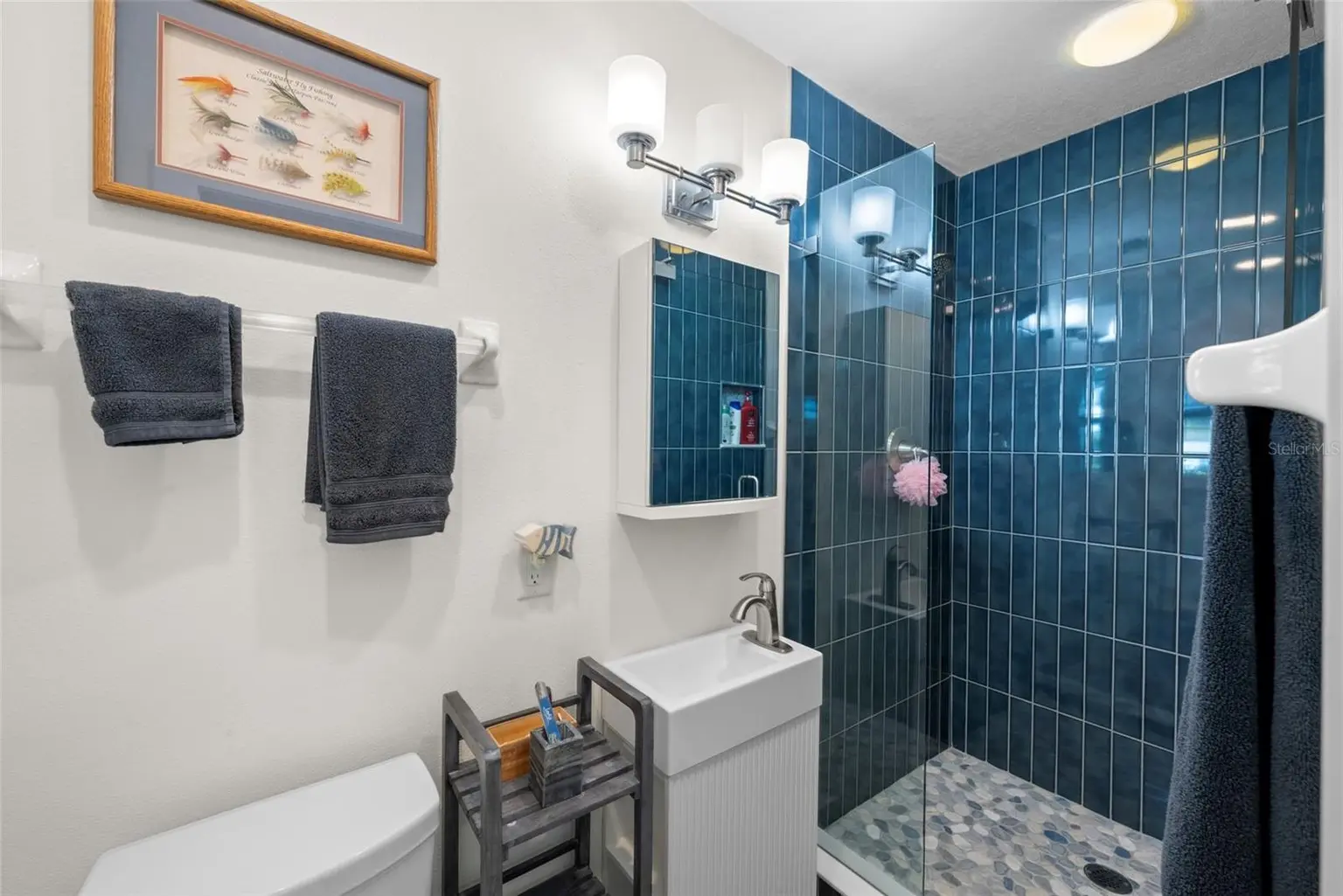 4926 W MELROSE AVENUE N, TAMPA, FL, photo 16 of 39