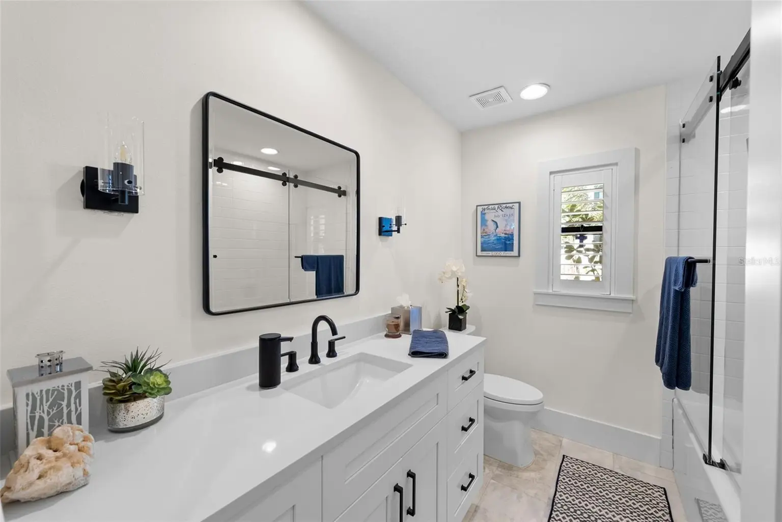 4926 W MELROSE AVENUE N, TAMPA, FL, photo 18 of 39