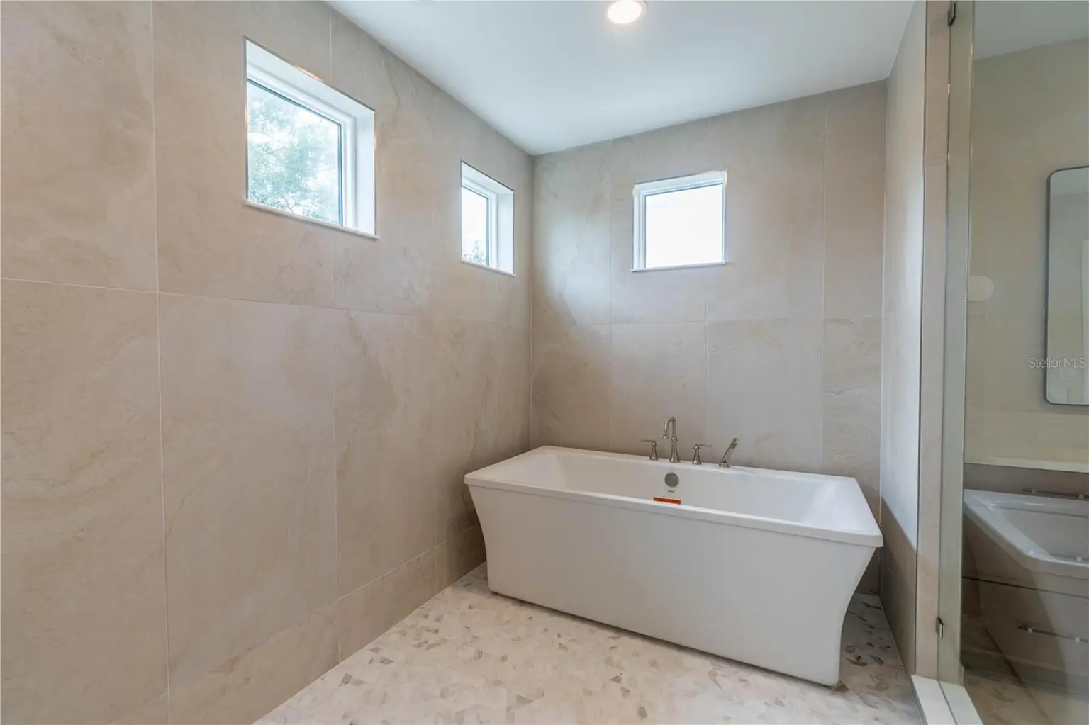 4906 W ESTRELLA STREET, TAMPA, FL, photo 18 of 27