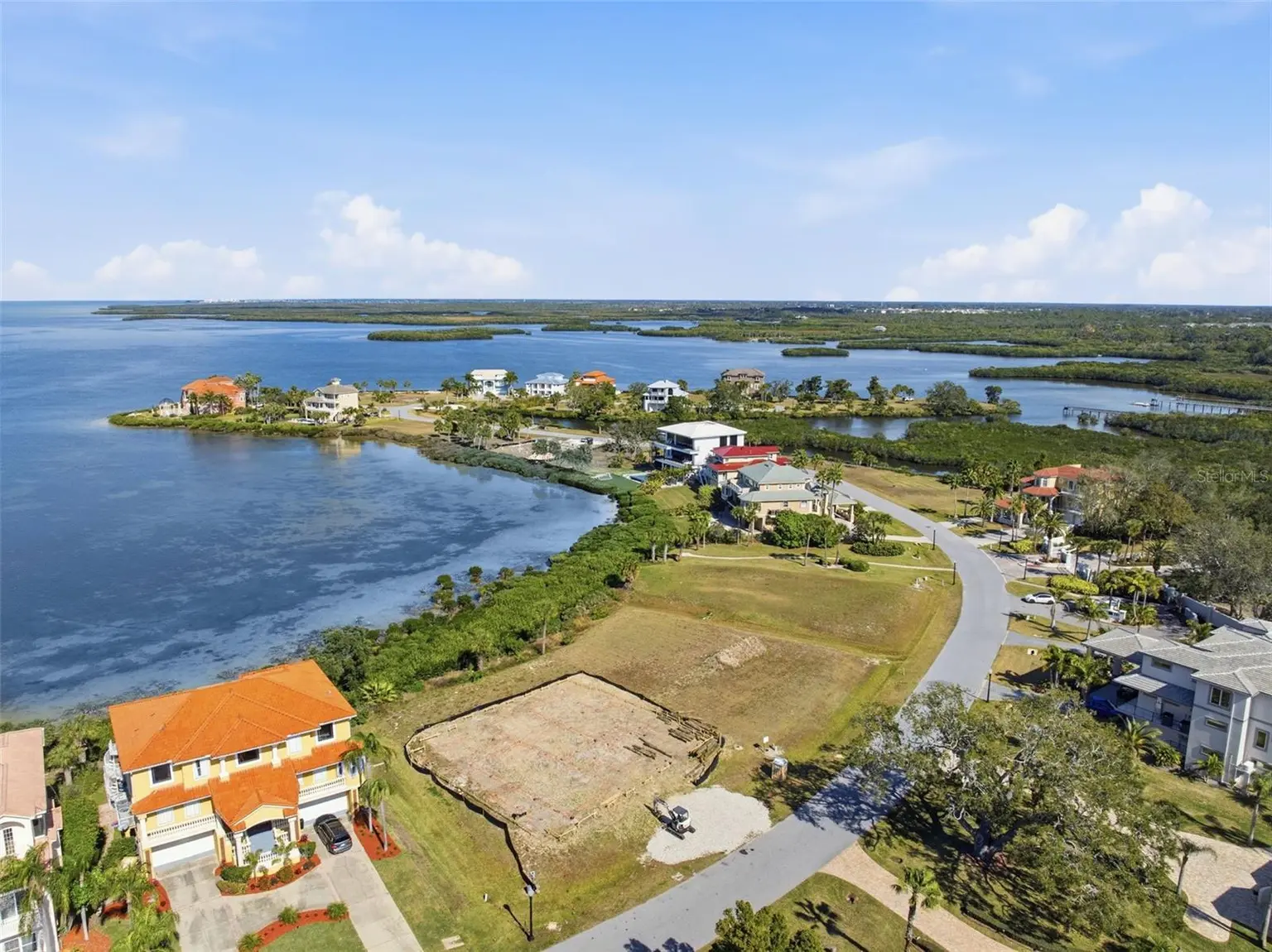 25 HARBORPOINTE DRIVE, PORT RICHEY, FL, photo 10 of 35