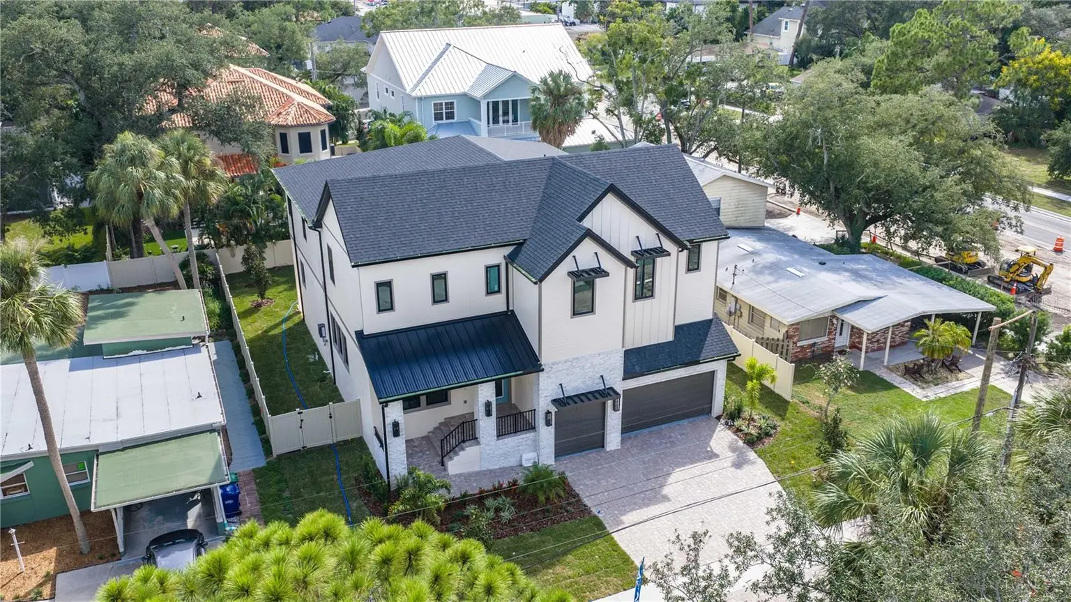4316 W CORONA STREET, TAMPA, FL, photo 2 of 39