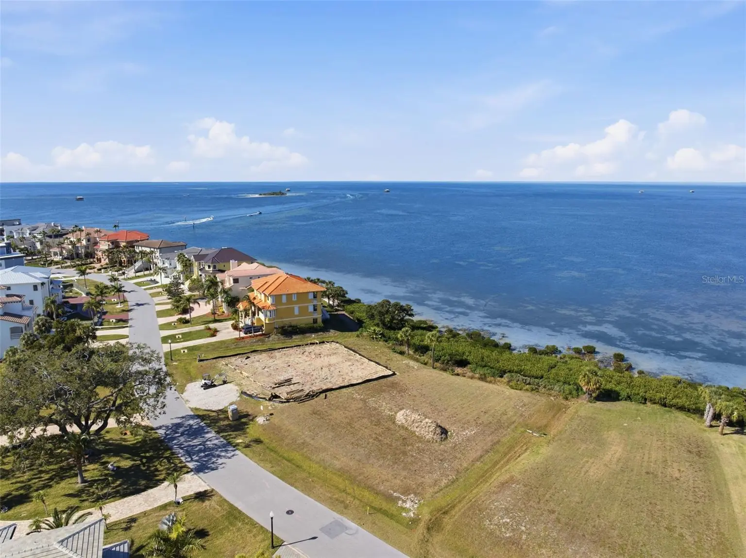 26 HARBORPOINTE DR, PORT RICHEY, FL, photo 6 of 36