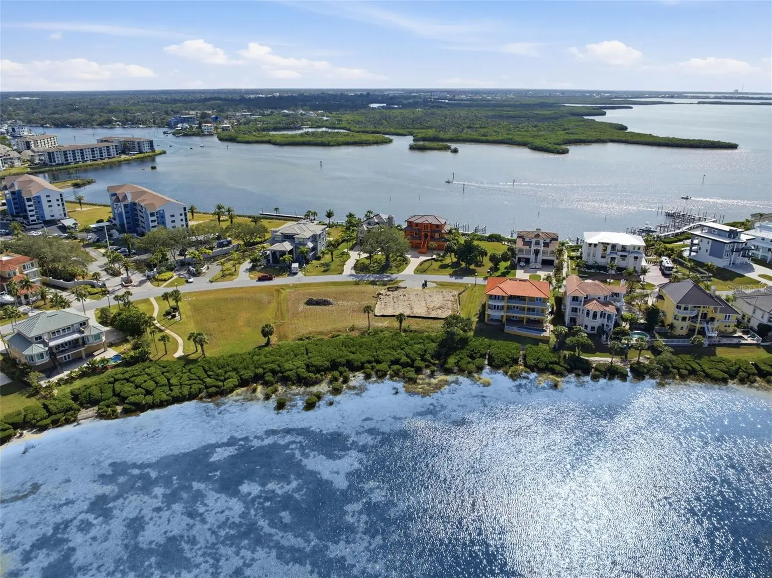 26 HARBORPOINTE DR, PORT RICHEY, FL, photo 11 of 36