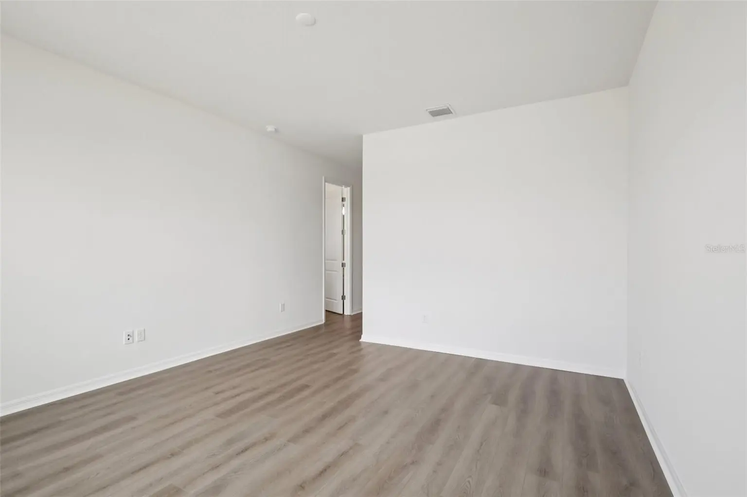 31477 SPANISH MISSION ROAD, SAN ANTONIO, FL, photo 15 of 24
