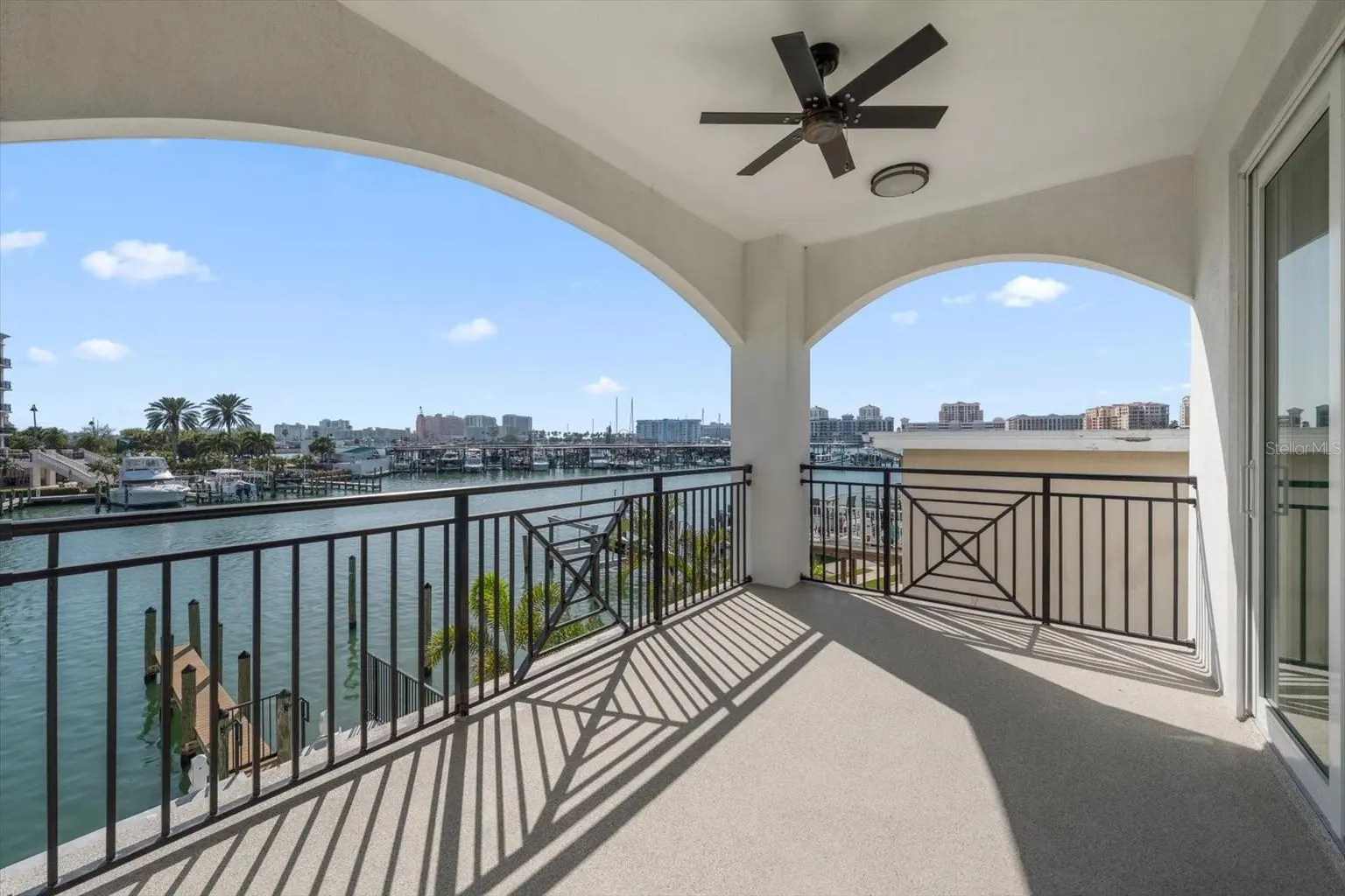 211 DOLPHIN POINT #203, CLEARWATER, FL
