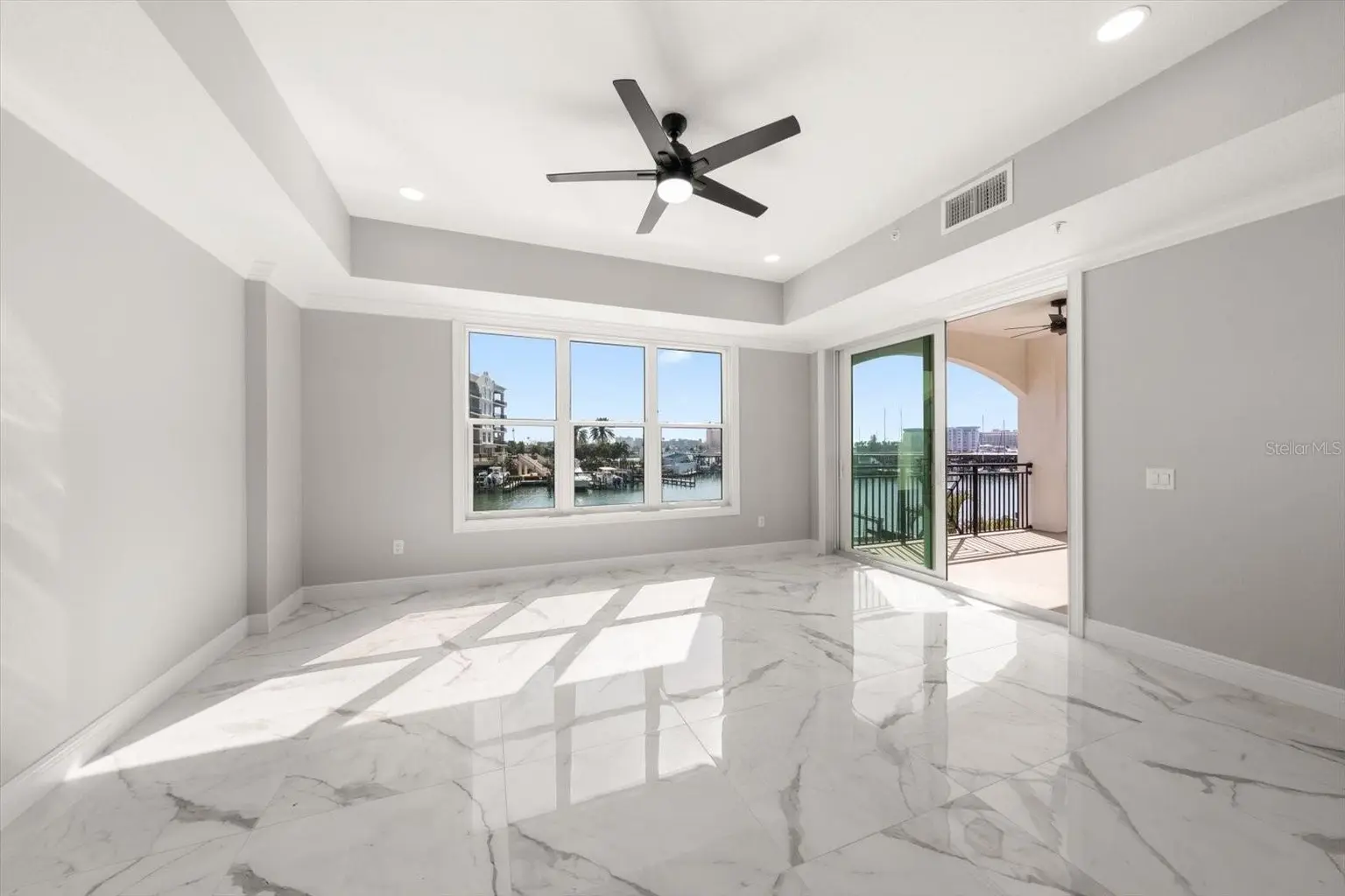 211 DOLPHIN POINT #203, CLEARWATER, FL, photo 8 of 36