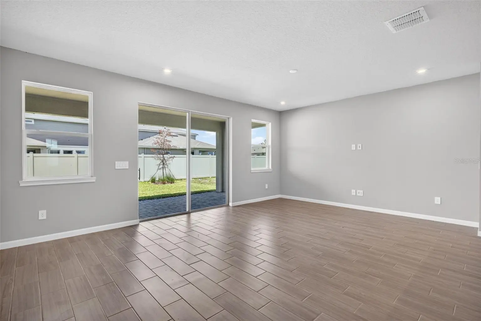 9243 AURELIA AVENUE, PARRISH, FL, photo 9 of 33