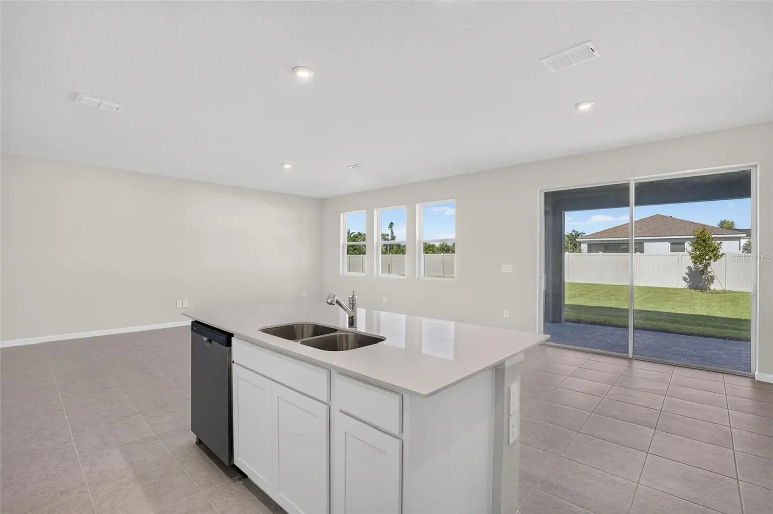 5628 SKYLIGHT WAY, PALMETTO, FL, photo 9 of 34