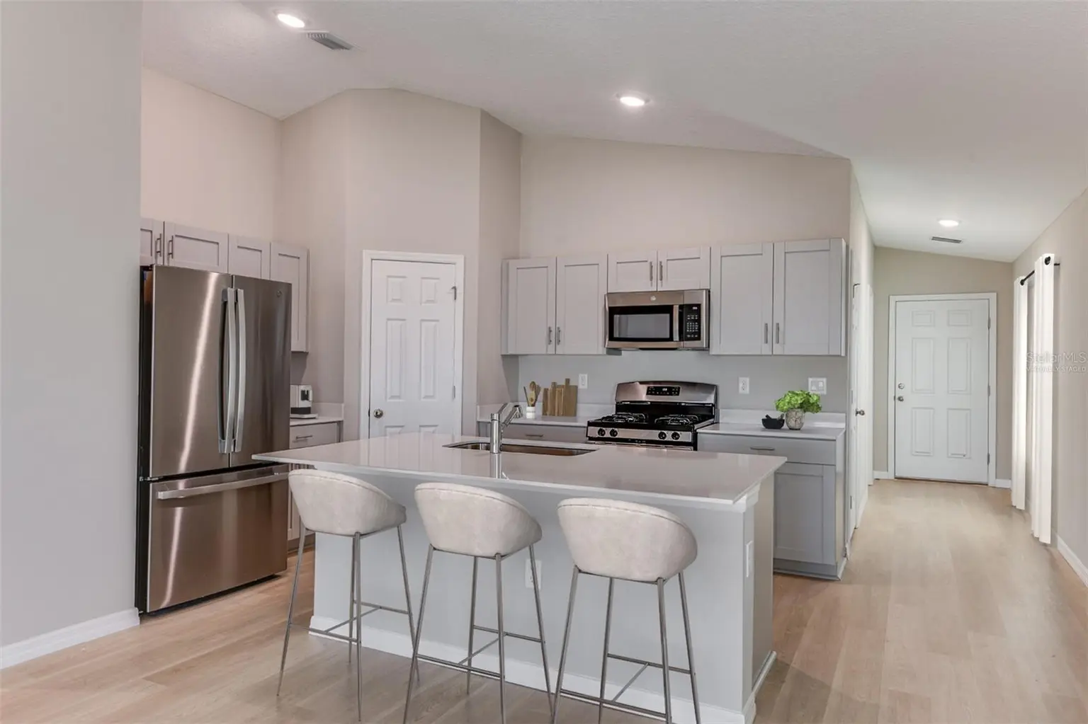 15250 MAUDE LANDING LOOP, WIMAUMA, FL, photo 2 of 23