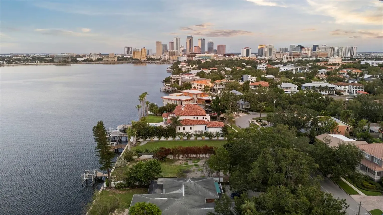 214 BLANCA AVENUE, TAMPA, FL, photo 15 of 47