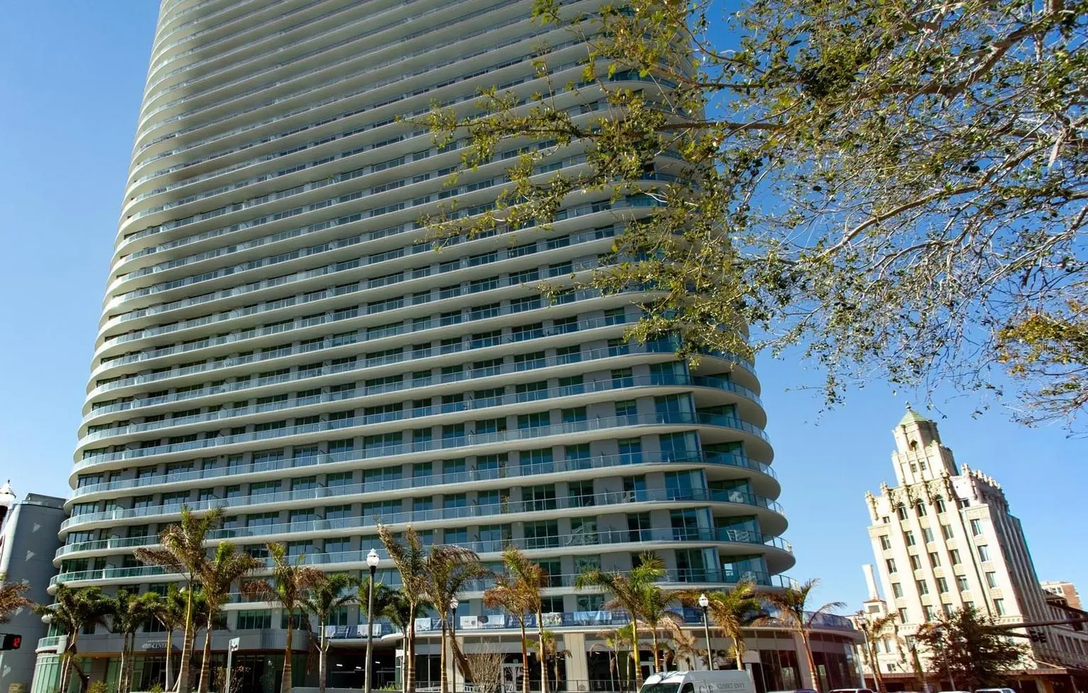 400 CENTRAL AVENUE #2001, ST PETERSBURG, FL