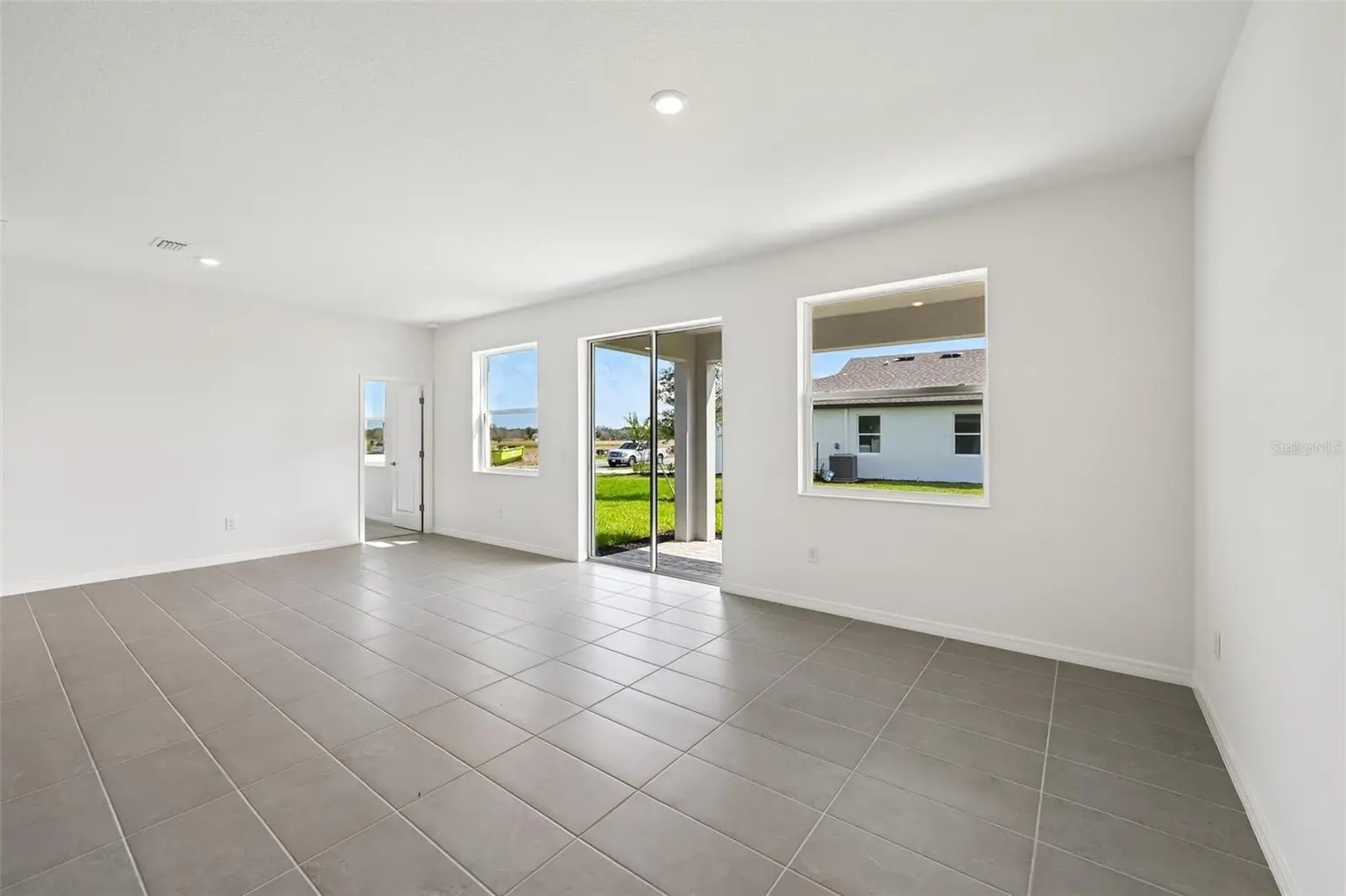 8704 CANARD COVE, PALMETTO, FL, photo 10 of 25