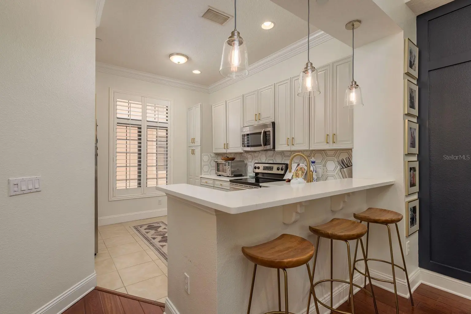 2221 SOHO BAY COURT, TAMPA, FL, photo 7 of 30