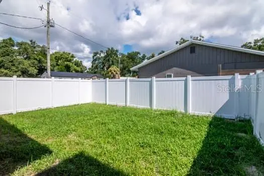 1700 E ANNONA AVENUE, TAMPA, FL, photo 11 of 40