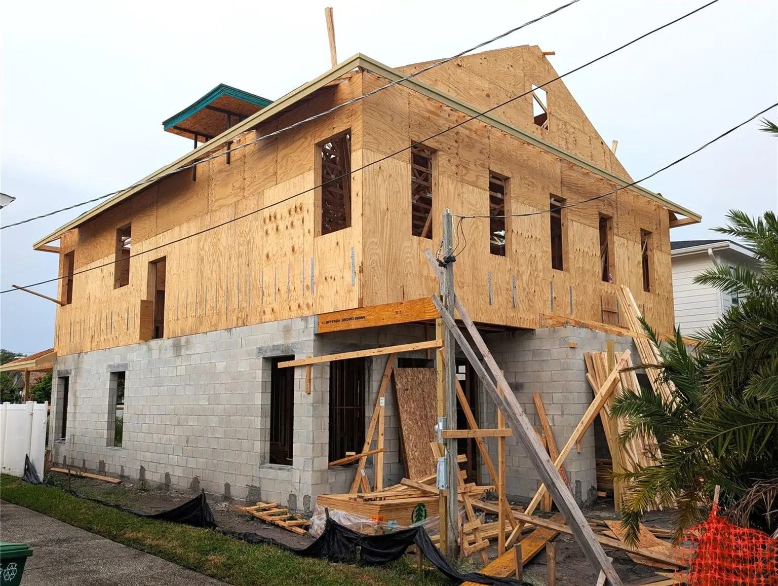 905 W PLYMOUTH STREET, TAMPA, FL, photo 19 of 35