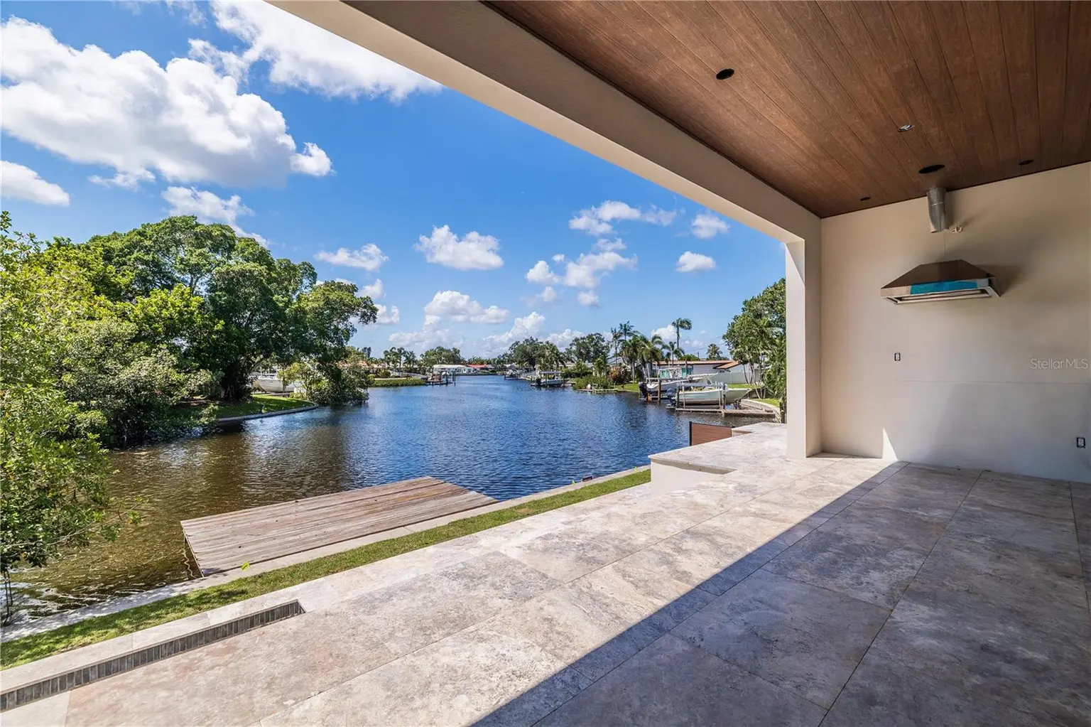 4692 DOVER STREET NE, ST PETERSBURG, FL, photo 5 of 8