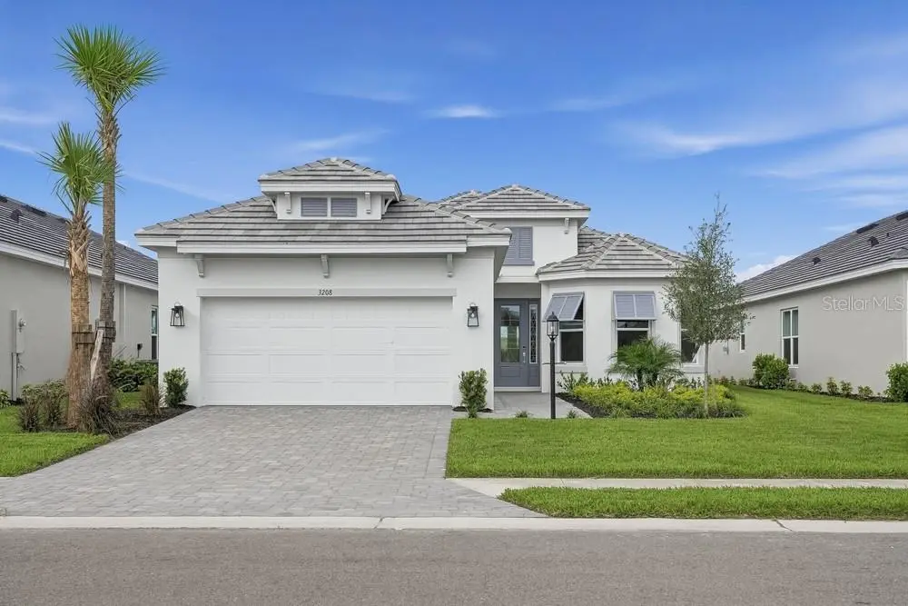 Azario Esplanade home, photo 4 of 8