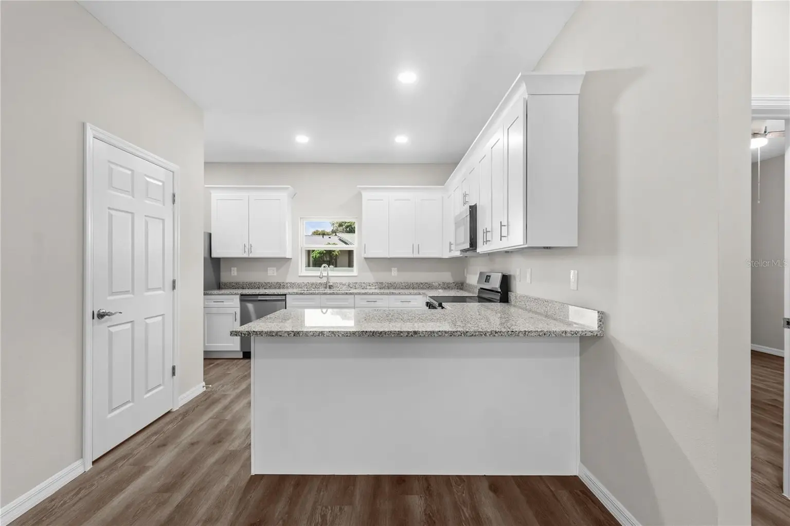 5009 FINDERS COURT, TAMPA, FL, photo 9 of 21