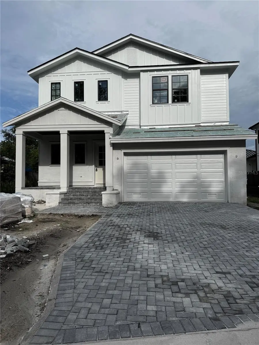 Ridgewood Park home, photo 6 of 8