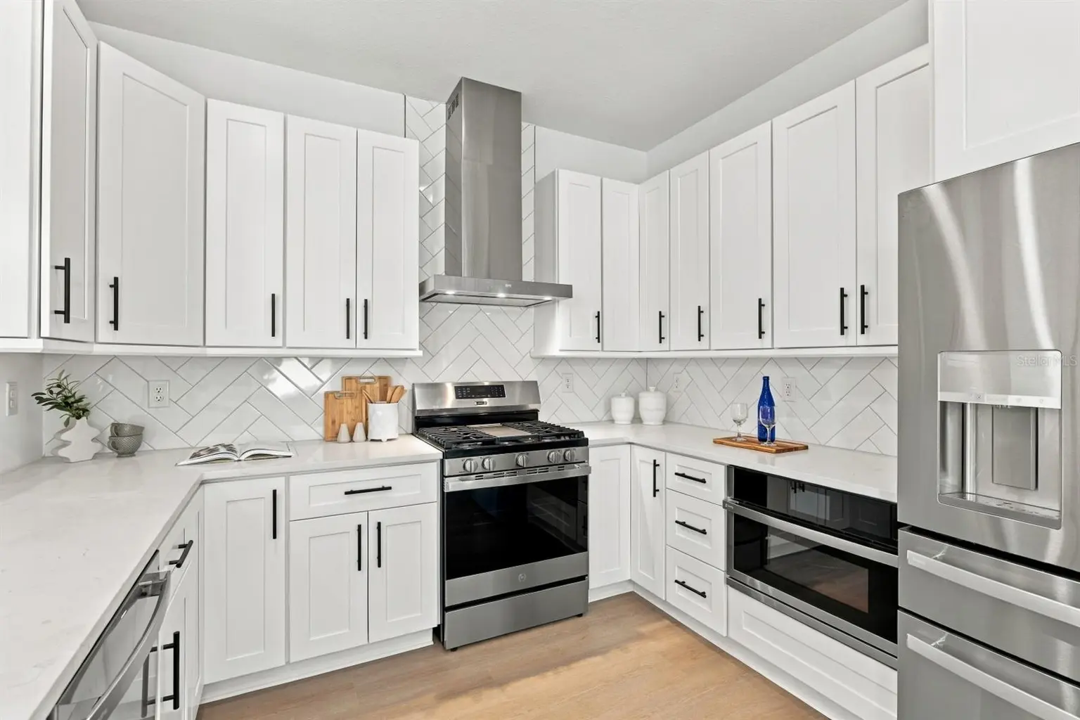 2508 W GRAY STREET #1, TAMPA, FL, photo 6 of 57