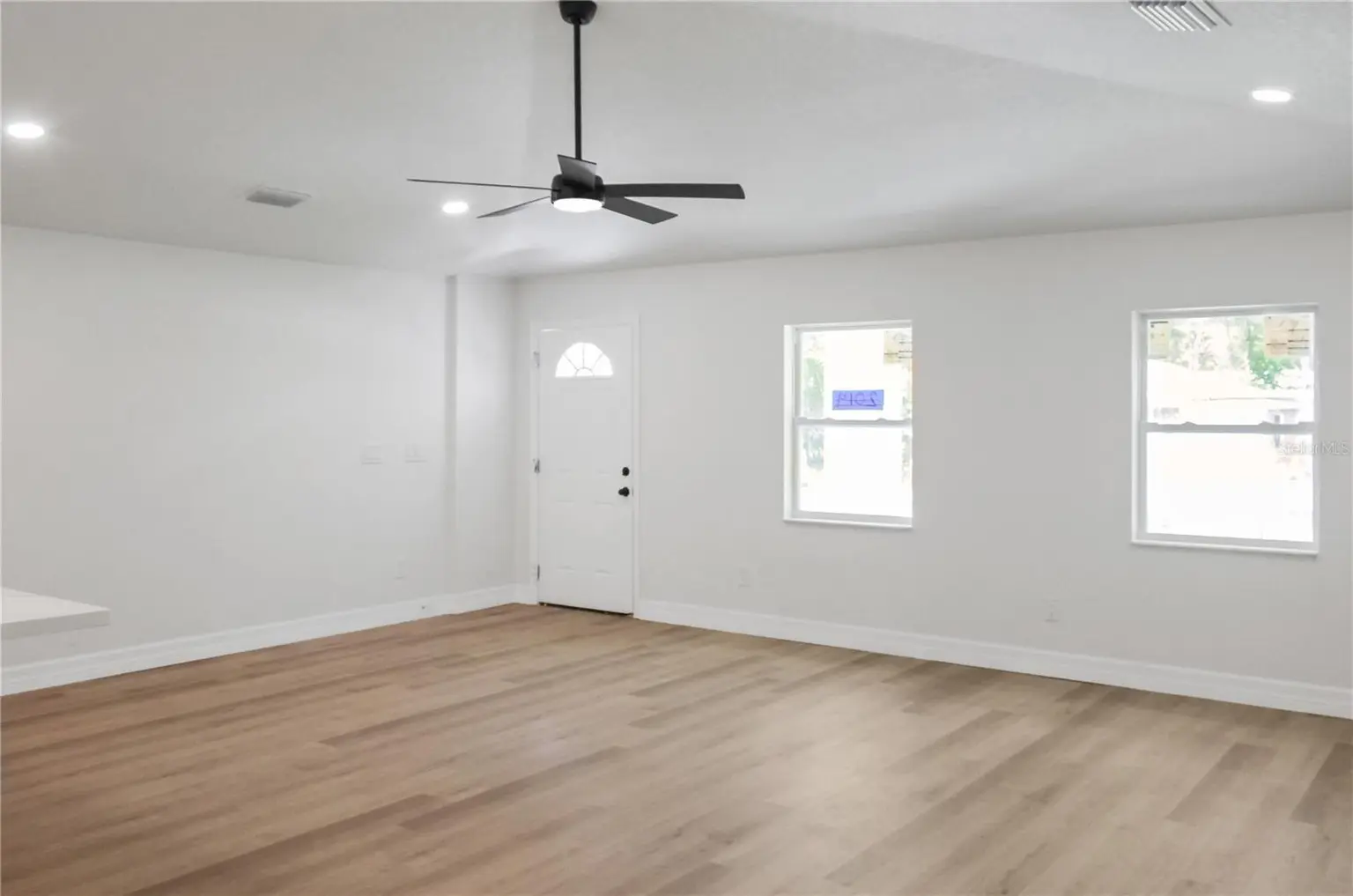 Hillsboro Heights home, photo 6 of 8