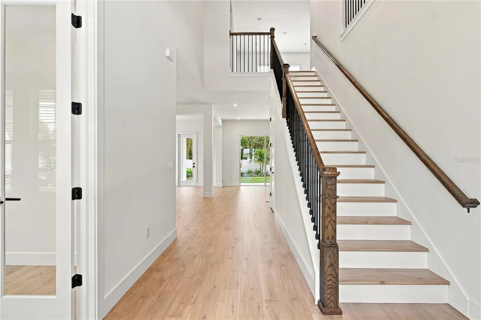 812 W ORIENT STREET, TAMPA, FL, photo 2 of 43