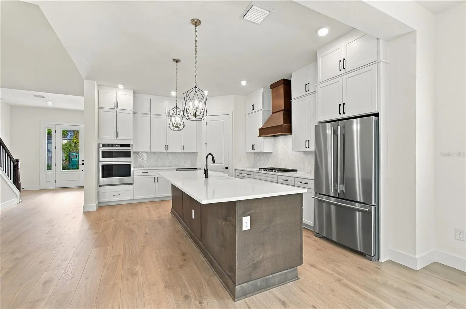 812 W ORIENT STREET, TAMPA, FL, photo 6 of 43