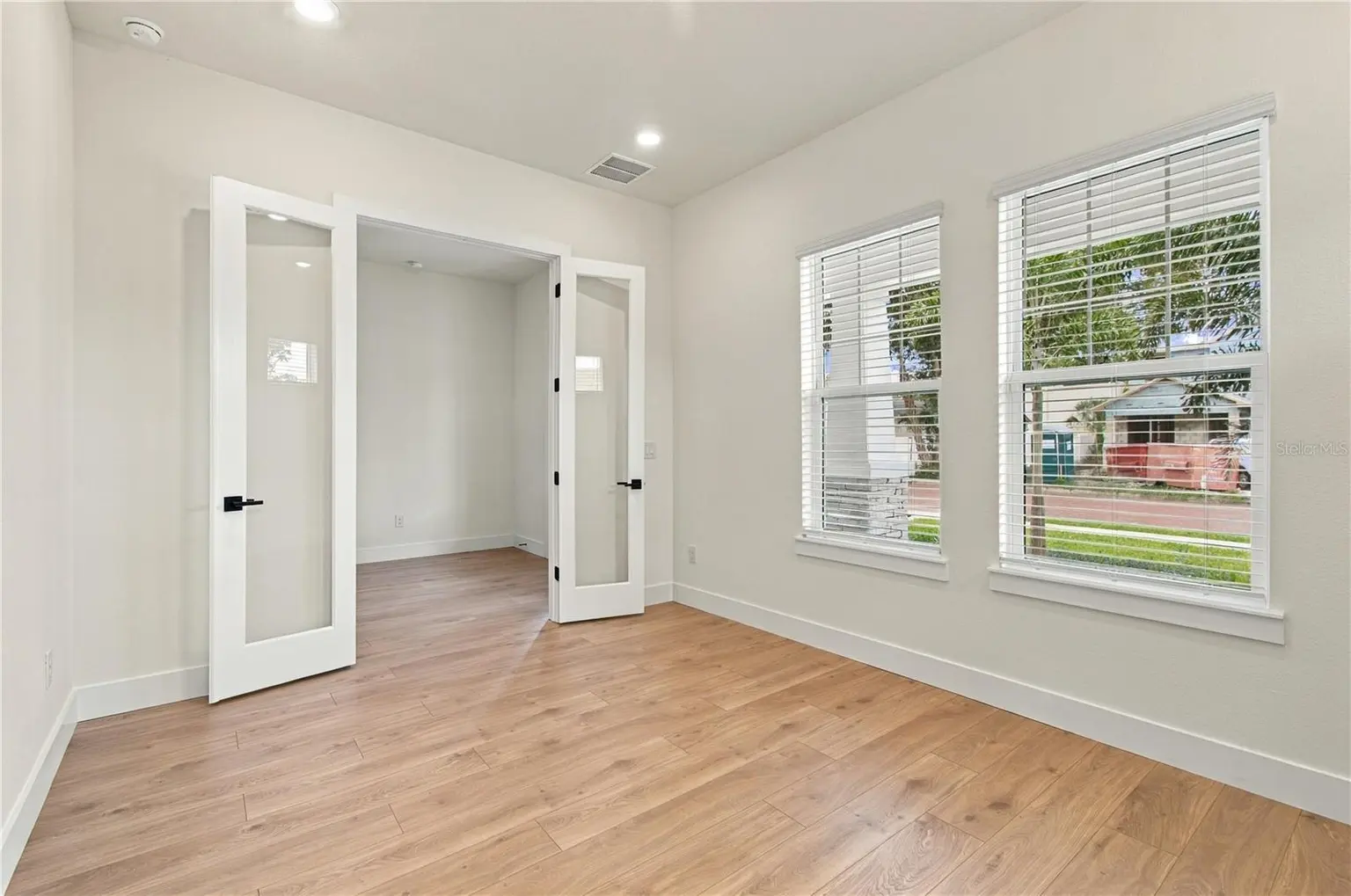 812 W ORIENT STREET, TAMPA, FL, photo 20 of 43