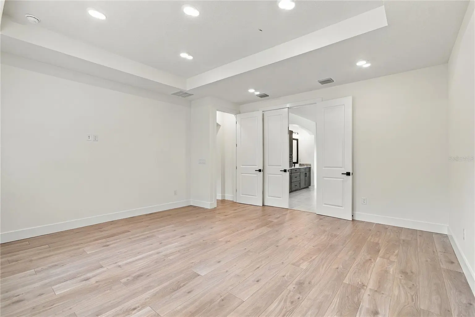 812 W ORIENT STREET, TAMPA, FL, photo 26 of 43
