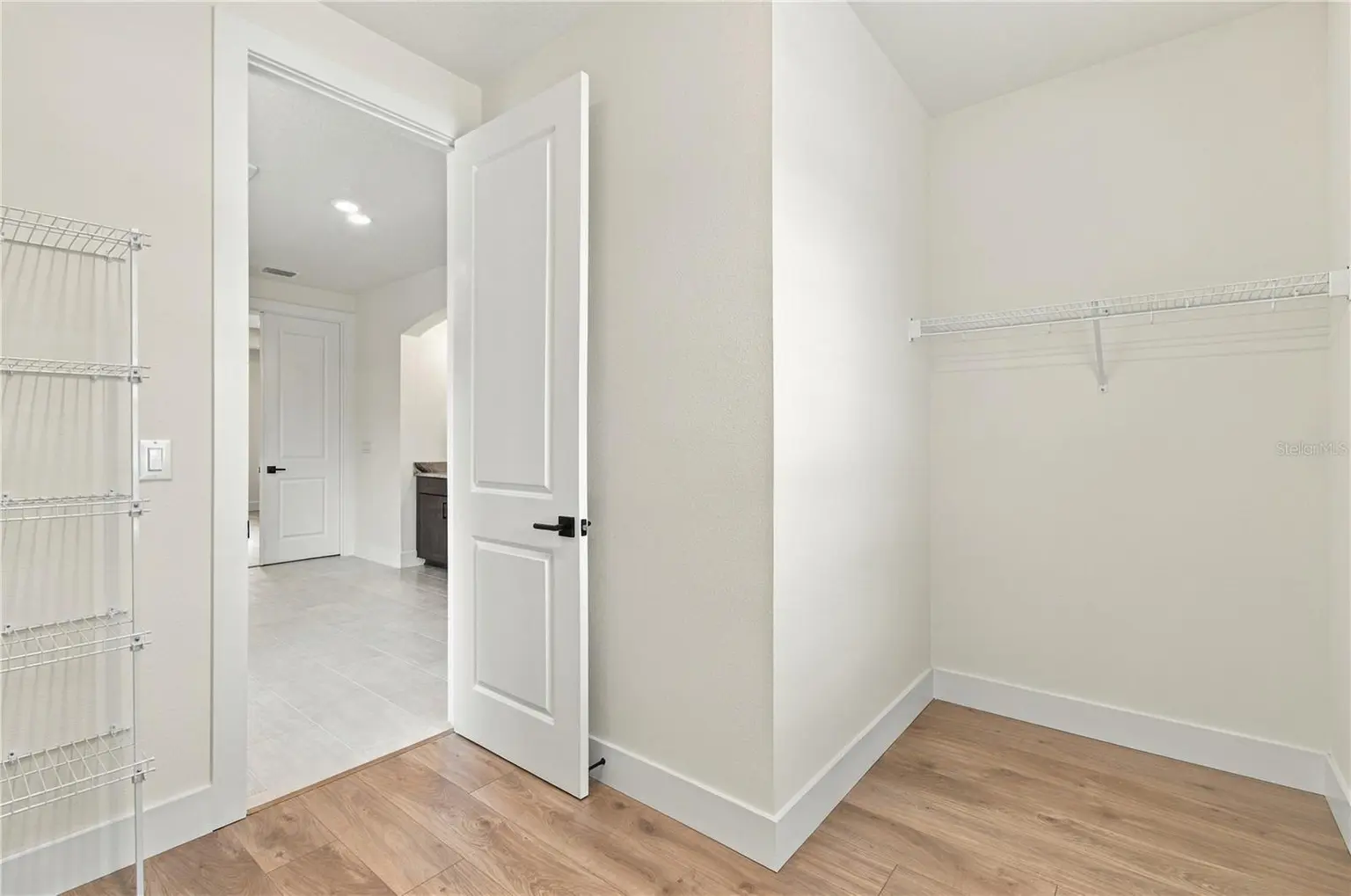 812 W ORIENT STREET, TAMPA, FL, photo 33 of 43